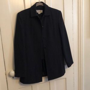 Larry Levine Skirts - Black Skirt Suit Larry Levine Skirts - Black Skirt Suit